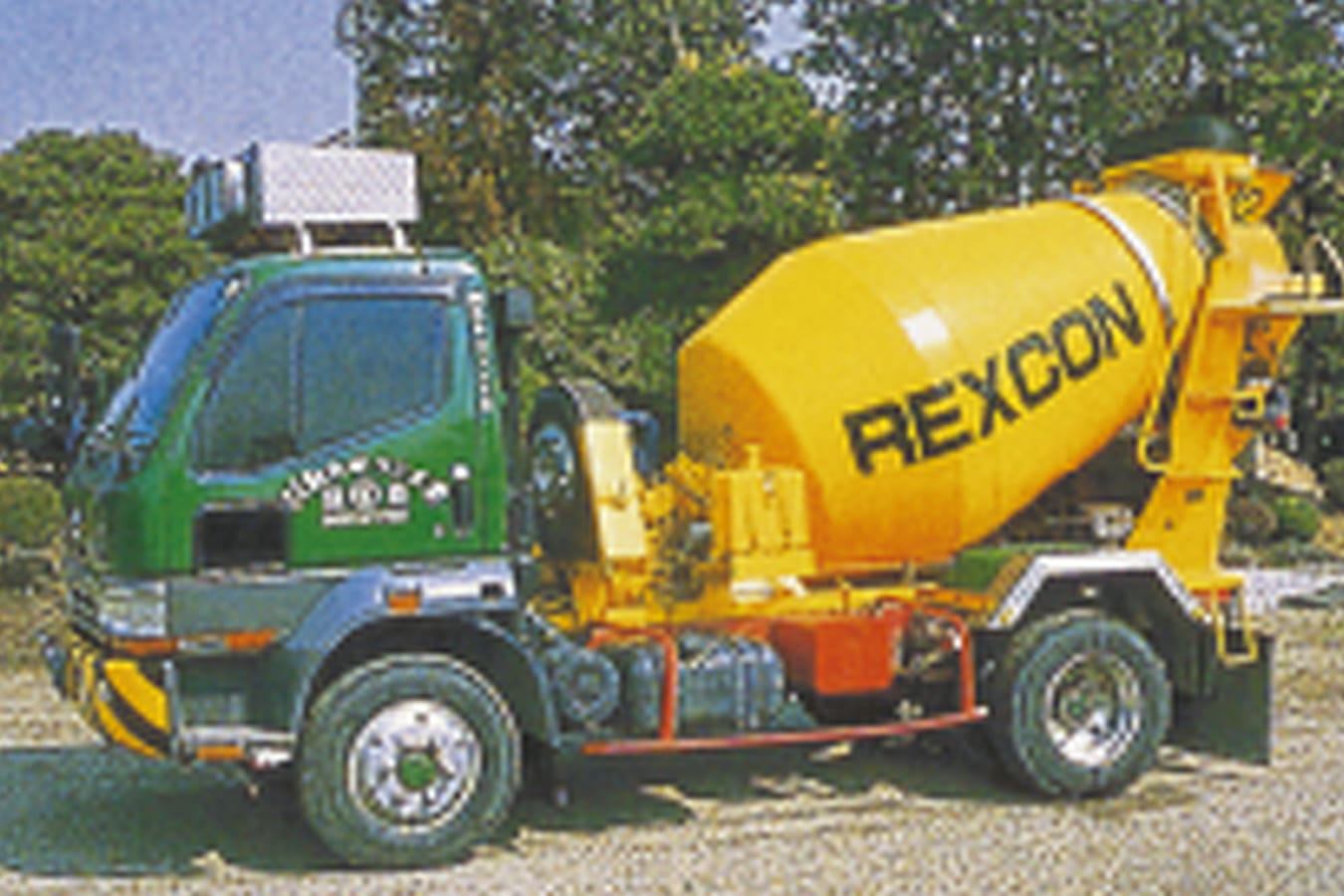 飯能生コン工業_4トン車